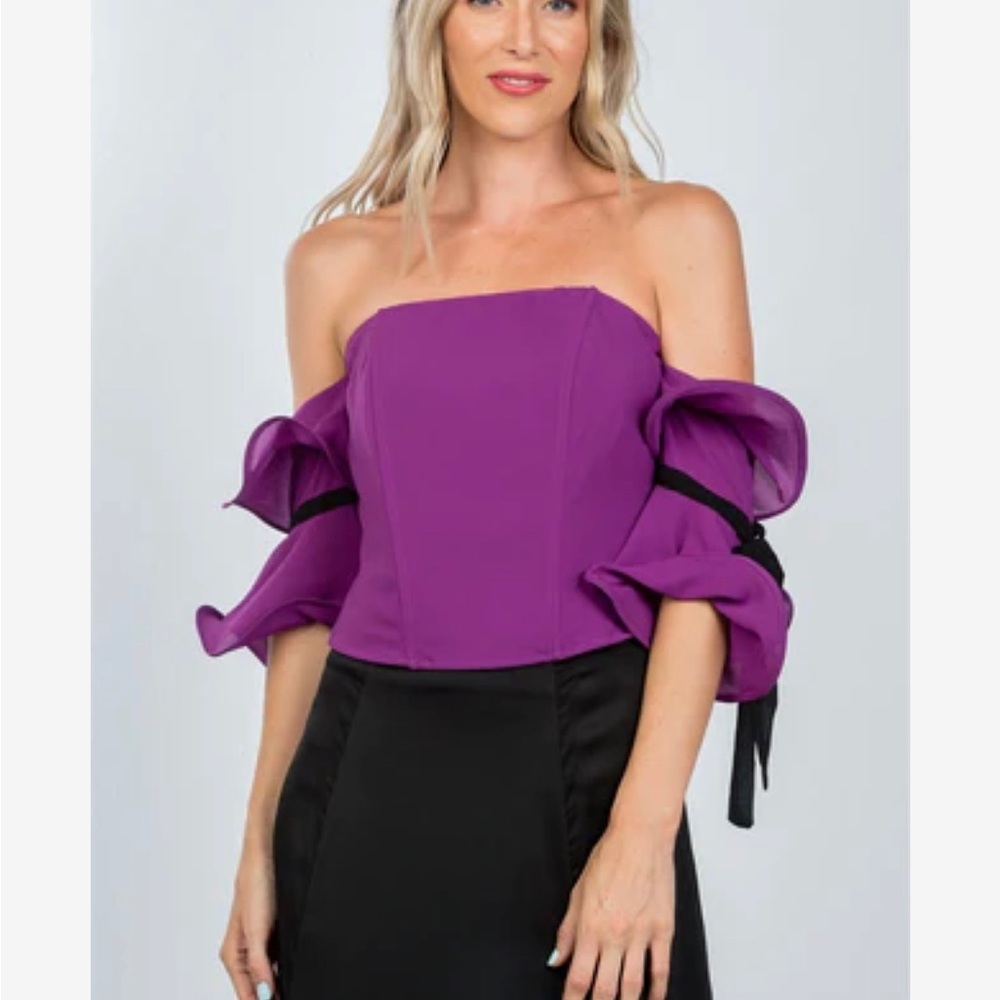 Lulumari WIRED RUFFLE OFF SHOULDER TOP
